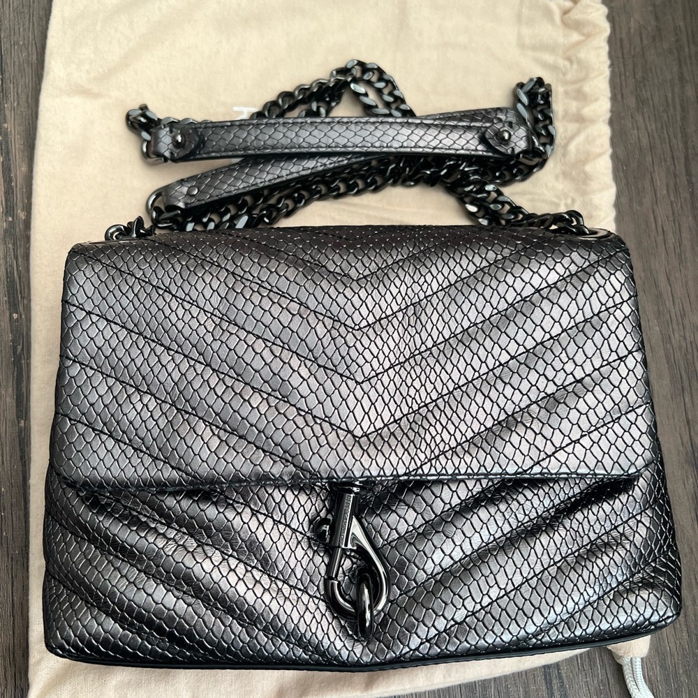 Rebecca minkoff edie chevron crossbody in anthracite